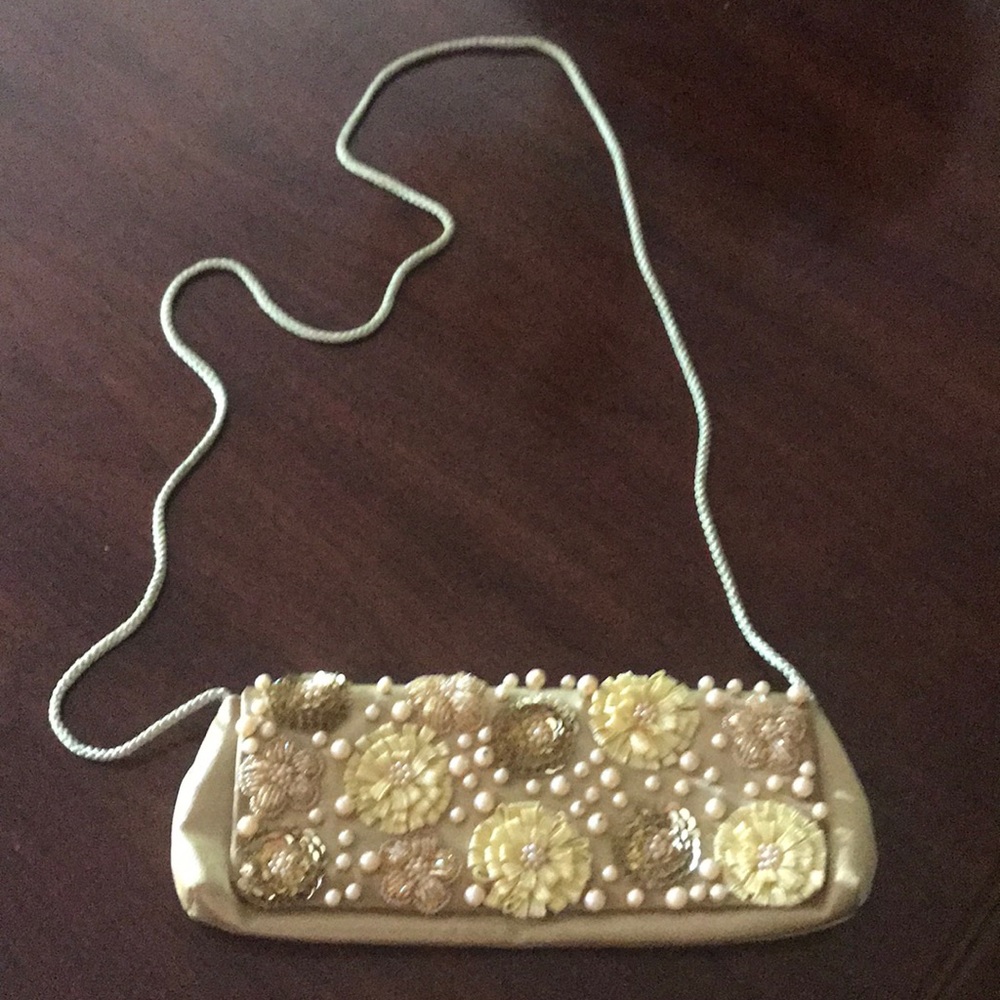 Gold accent purse